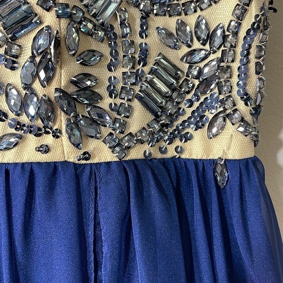 Milano Formals Long Navy Chiffon Crystal Embellished Prom Dress Gown size 2 - Picture 16 of 17